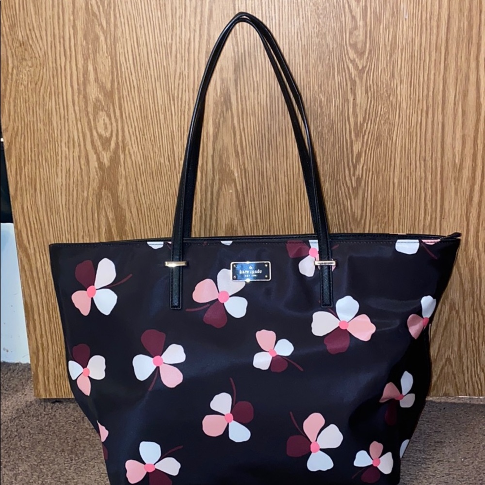 Kate spade purse